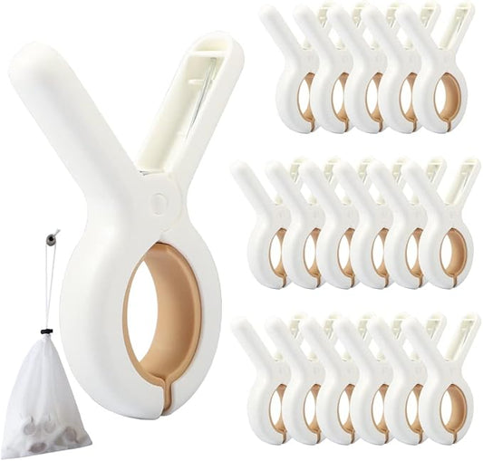 18 PCS Beach Towel Clip, Cloth Pins, Quilt Drying Clip, Plastic Clothespins, Strong Grip Holder to Dry Laundry on Clothesline and Hanging Rack(Small)