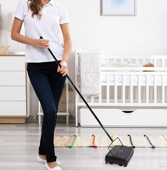 Stanley Home Products Electrostatic Carpet & Floor Sweeper - Heavy Duty Lightweight Floor Cleaner - Suitable for Smooth Floors and Low Pile Rugs & Carpeting No Electricity Needed (Forest Green)